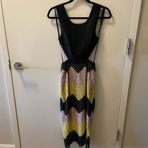 BCBG Max Azria size 0 open back lace bottom dress